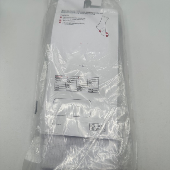 LULULEMON Daily Stride Ribbed Crew Socks Medium 6.5 - 8.5 - Picture 3 of 3